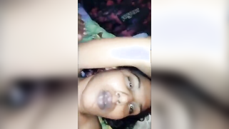 Slender Indian babe sucks BF's dick while he fingers her XXX peach | XXX Video on AllSex.XXX