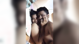 Amateur Indian couple makes out while recording their XXX fun on cam | XXX Video on AllSex.XXX