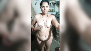 Naked Desi housewife rubbing XXX assets in solo indian sex video | XXX Video on AllSex.XXX