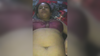 Chubby Indian MILF spreads legs and gets drilled in XXX missionary | XXX Video on AllSex.XXX