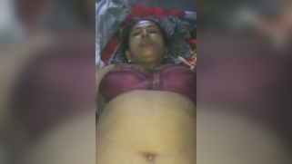 Chubby Indian MILF spreads legs and gets drilled in XXX missionary