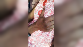 Horny Desi guy passionately makes out with GF in outdoor XXX clip | XXX Video on AllSex.XXX