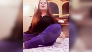 Attractive Desi girl rubs own XXX pussy in solo indian sex video | XXX Video on AllSex.XXX