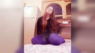 Attractive Desi girl rubs own XXX pussy in solo indian sex video | XXX Video on AllSex.XXX