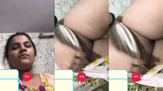 Eccentric Desi woman showing XXX pussy during video chat with hubby | XXX Video on AllSex.XXX