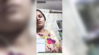 Eccentric Desi woman showing XXX pussy during video chat with hubby | XXX Video on AllSex.XXX