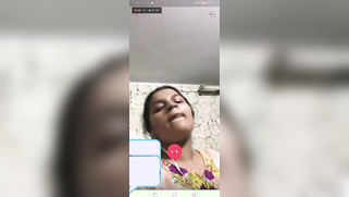 Eccentric Desi woman showing XXX pussy during video chat with hubby | XXX Video on AllSex.XXX