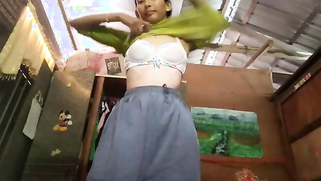 Amateur Desi girl takes off clothes to play with shaved XXX trench | XXX Video on AllSex.XXX