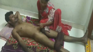 Couple's Indian sex consists of XXX riding and missionary on the floor | XXX Video on AllSex.XXX