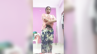 Teen Desi makes spectators happy showing beautiful XXX parts | XXX Video on AllSex.XXX