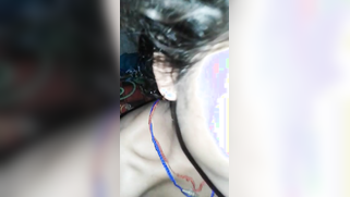 Persistent cameraguy manages to see Indian girl's small XXX bumps | XXX Video on AllSex.XXX