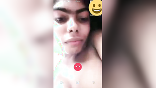 Stranger convinces the attractive Indian girl show XXX parts | XXX Video on AllSex.XXX