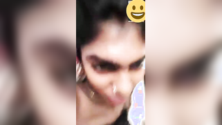 Stranger convinces the attractive Indian girl show XXX parts | XXX Video on AllSex.XXX