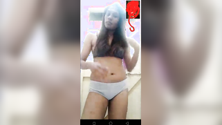 Webcam girl hopes to be tipped by a strange Indian guy for XXX sesh | XXX Video on AllSex.XXX