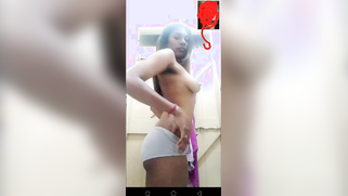 Webcam girl hopes to be tipped by a strange Indian guy for XXX sesh | XXX Video on AllSex.XXX