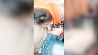 Driver agrees to give the Indian a ride in exchange for XXX blowing | XXX Video on AllSex.XXX