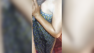 Woman isn't young still she keeps sucking Indian hubby's XXX piston | XXX Video on AllSex.XXX