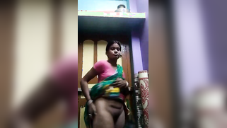 XXX video where the Desi shows pussy that is beautiful and well-groomed | XXX Video on AllSex.XXX