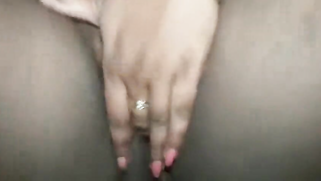 Desi camgirl masturbates XXX hollow thinking about Indian sex | XXX Video on AllSex.XXX