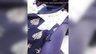 Lucky cameraguy approaches Indian beauty who pulls XXX cherry out | XXX Video on AllSex.XXX