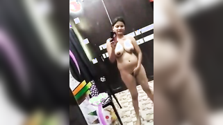 Cute Desi wench masturbates XXX orifice sitting in front of the mirror | XXX Video on AllSex.XXX
