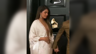 Paparazzi take pictures of Priyanka Chopra wearing XXX cleavage | XXX Video on AllSex.XXX