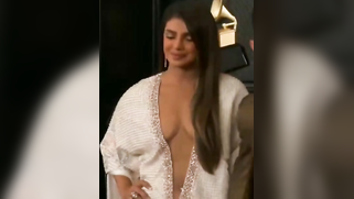 Paparazzi take pictures of Priyanka Chopra wearing XXX cleavage | XXX Video on AllSex.XXX