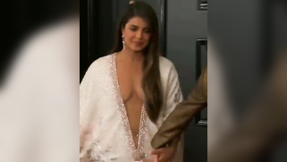 Paparazzi take pictures of Priyanka Chopra wearing XXX cleavage