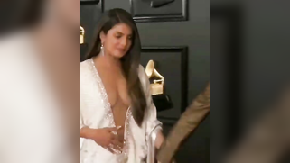 Paparazzi take pictures of Priyanka Chopra wearing XXX cleavage | XXX Video on AllSex.XXX