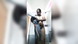 Desi possessor of XXX-shaped melons looks very sexy in the bathroom | XXX Video on AllSex.XXX
