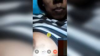 Impudent Desi babe permits XXX fans to see hard dark nipples close-up | XXX Video on AllSex.XXX