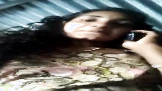 Desi chick works in full performing XXX striptease on amateur camera