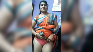 Young Indian woman pulls sari up a bit and shows cunt in XXX video | XXX Video on AllSex.XXX