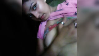 Indian charmer shows to XXX fans all they need namely naked nipples