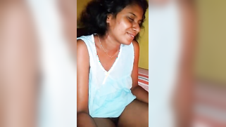 Young man behind camera plays with Indian charmer giving XXX handjob | XXX Video on AllSex.XXX