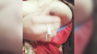 Natural Indian's jugs are main characters of amateur solo XXX video