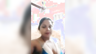 There's something XXX to show off under Indian housewife's clothes | XXX Video on AllSex.XXX