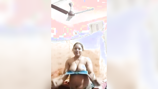 There's something XXX to show off under Indian housewife's clothes | XXX Video on AllSex.XXX