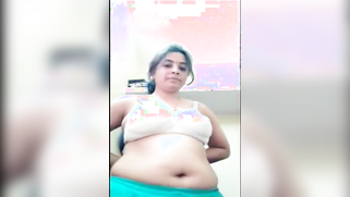 Indian housewife is fat so she has a lot of XXX things to show off | XXX Video on AllSex.XXX