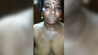 Hubby turns camera on and tells wife to kneel for a XXX blowjob porn | XXX Video on AllSex.XXX