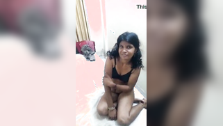 Man films shy Indian GF in black lingerie for personal XXX collection | XXX Video on AllSex.XXX