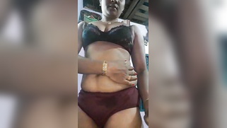 Indian MILF carefully paws herself and takes XXX-shaped boobies out | XXX Video on AllSex.XXX