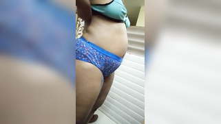 Indian whore doesn't feel shy to walk naked in front of XXX cameraman | XXX Video on AllSex.XXX