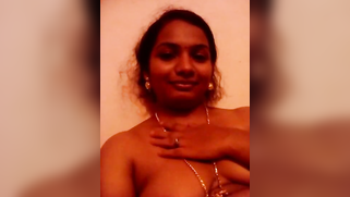 Hubby leaves the house without knowing that Desi bitch shows tits and pussy | XXX Video on AllSex.XXX