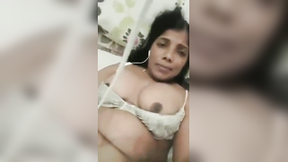 Busty Desi charmer makes a video call to show lover private parts | XXX Video on AllSex.XXX