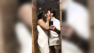 Amateur video where man kisses Desi girlfriend and touches her butt | XXX Video on AllSex.XXX