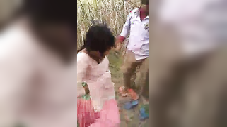 Outdoor Indian sex gives the girl the opportunity to earn some cash | XXX Video on AllSex.XXX