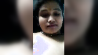 Selfie stick helps the Indian beauty film herself from different angles | XXX Video on AllSex.XXX