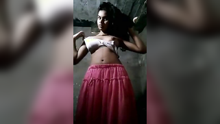 Splendid Desi decides to film the solo porn video in the shower room | XXX Video on AllSex.XXX