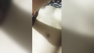 Good-looking Indian girl likes to film her well-groomed pussy and tits | XXX Video on AllSex.XXX